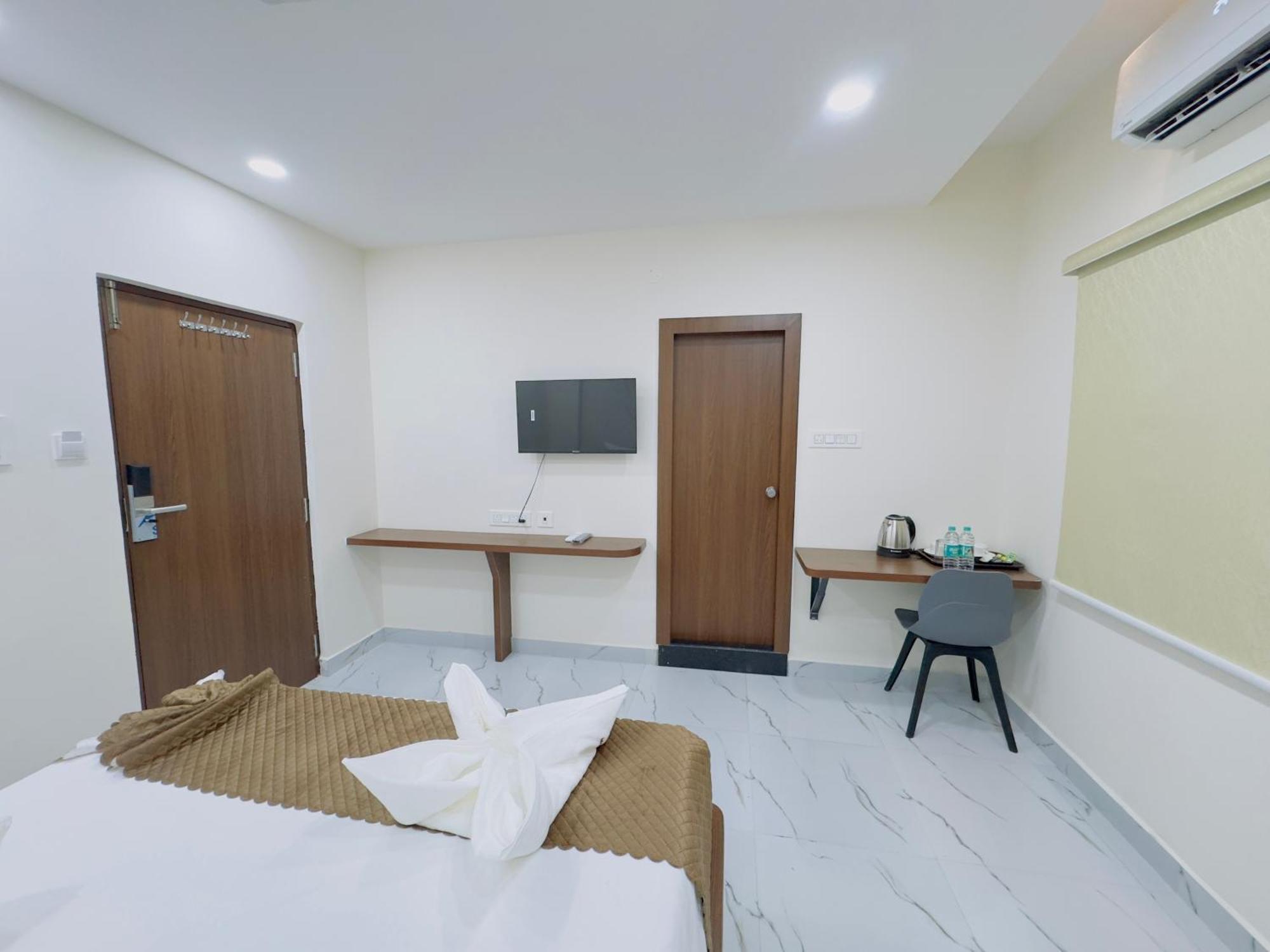 Hotel Apex Inn Hyderabad Airport Exterior foto